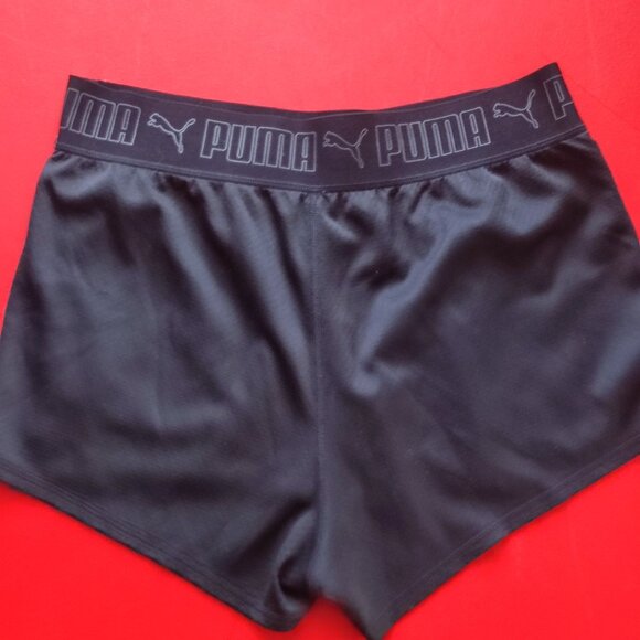 Puma athletic / sport short black women's size M - Picture 2 of 5